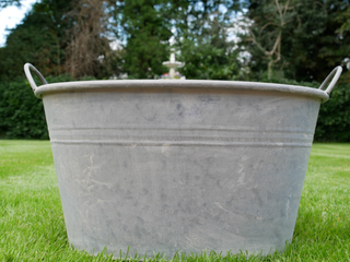 Large Galvanised Oval Metal Dolly Tub
