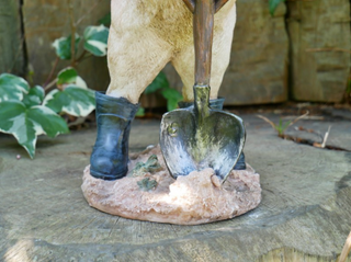 Resin Digging Pig in Wellies Garden Ornament