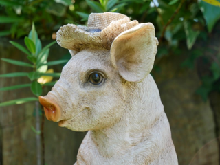 Resin Digging Pig in Wellies Garden Ornament