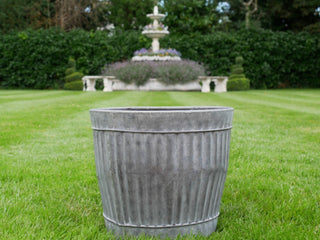 Vintage Style Ribbed Dolly Tub