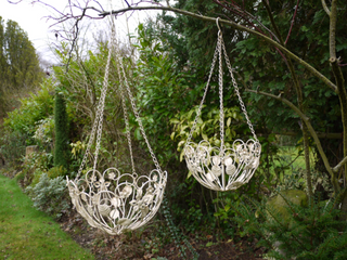 Set of 2 Shabby Chic Ornate Metal Hanging Baskets