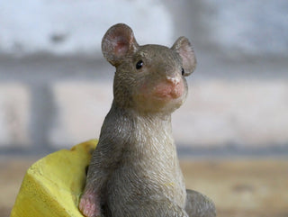 Quirky Resin Mouse Garden Ornament