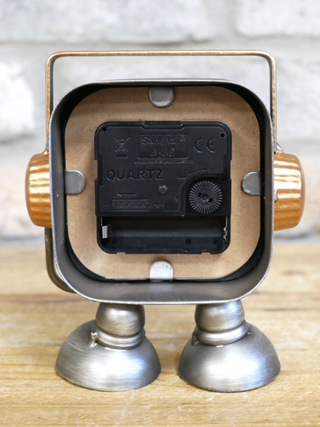 Retro Robot Clock