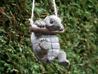 Hanging Resin Tortoise Garden Ornament