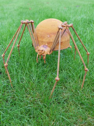 Itsy the Rusty Metal Spider