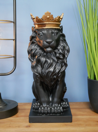 Sitting Lion with Gold Crown Ornament