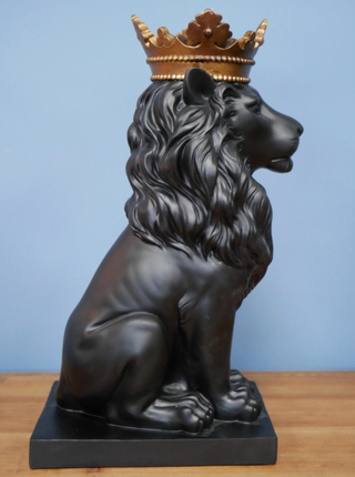 Sitting Lion with Gold Crown Ornament
