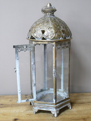 The Sorrento Lantern