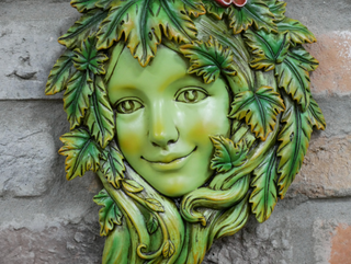Rustic Lady Bust Wall Art Plaque