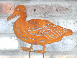 Rusty Duck Family Metal Garden Stakes