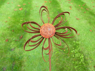 Rusty Metal Rose Garden Stake